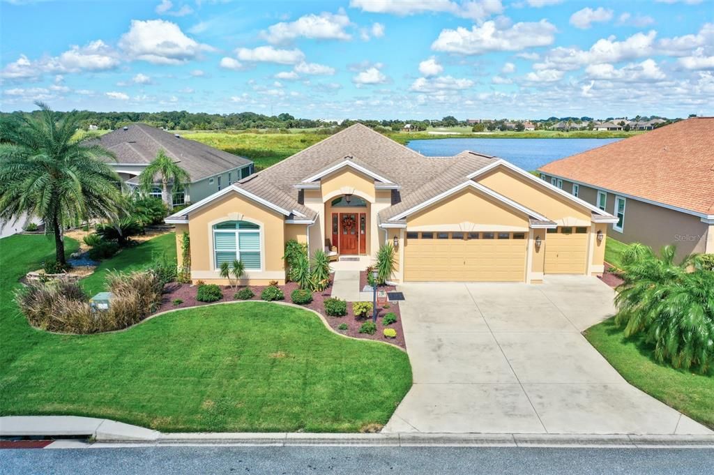 For Sale: $1,090,000 (3 beds, 2 baths, 2109 Square Feet)