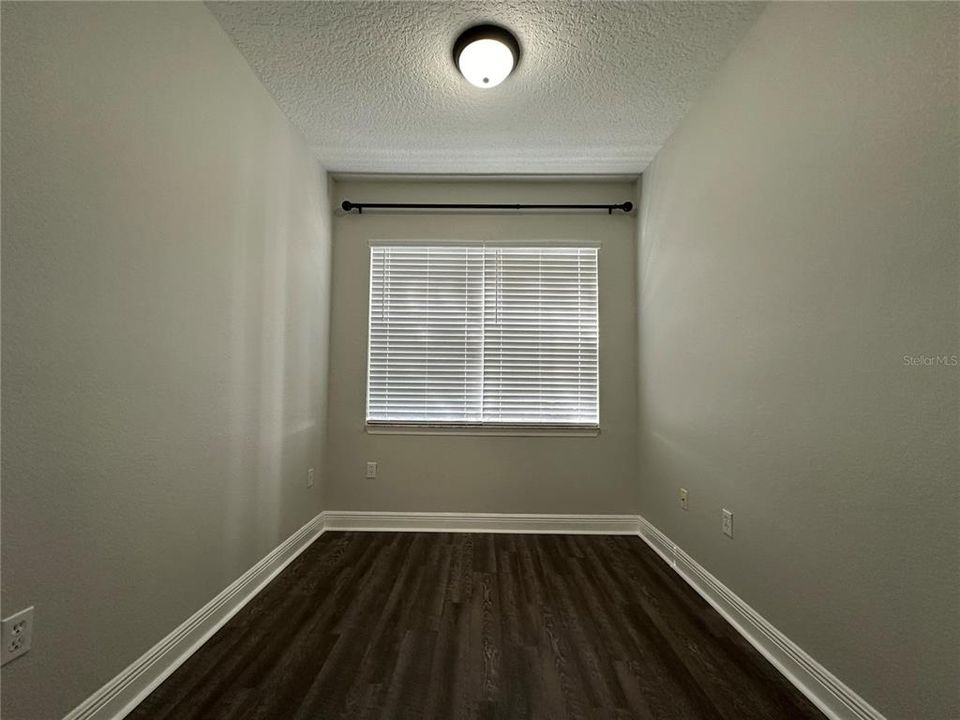 For Rent: $1,800 (1 beds, 1 baths, 838 Square Feet)