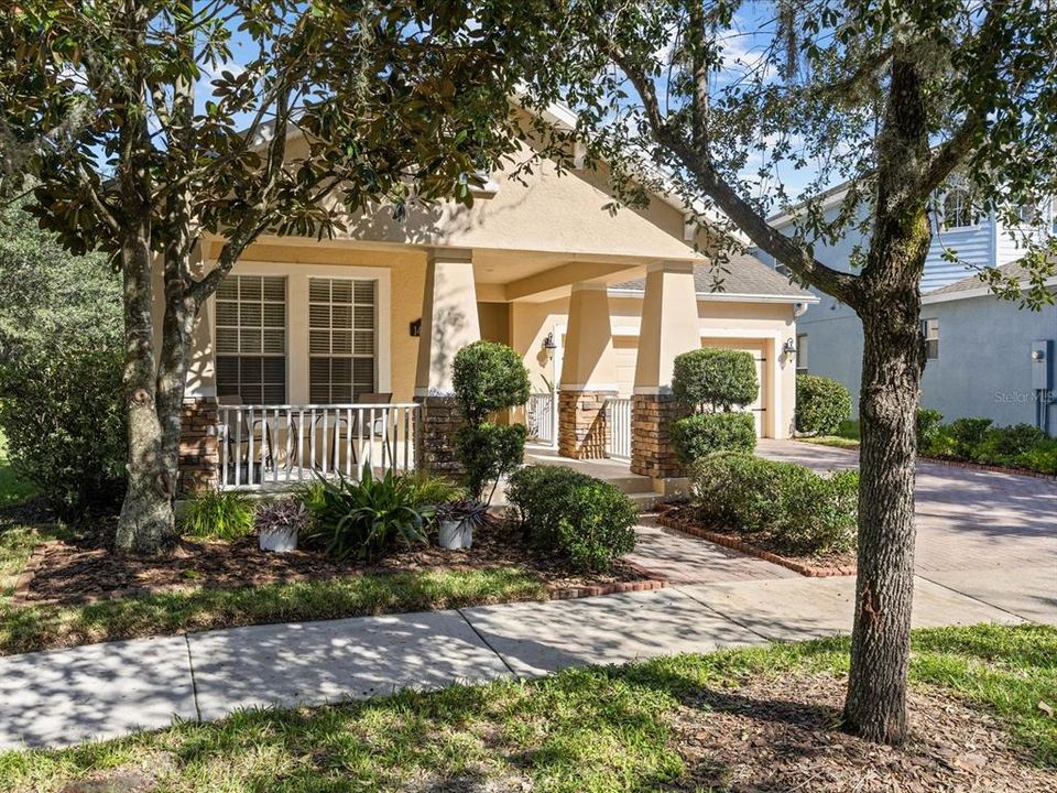 For Sale: $650,000 (3 beds, 2 baths, 2224 Square Feet)