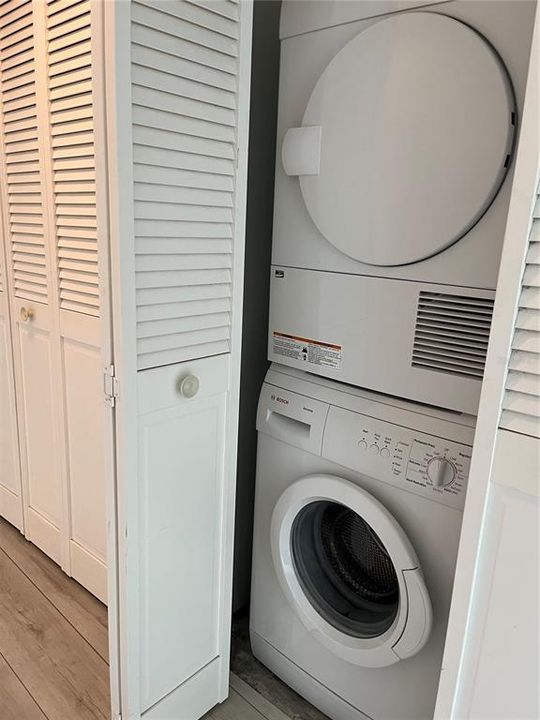 Washer / Dryer closet