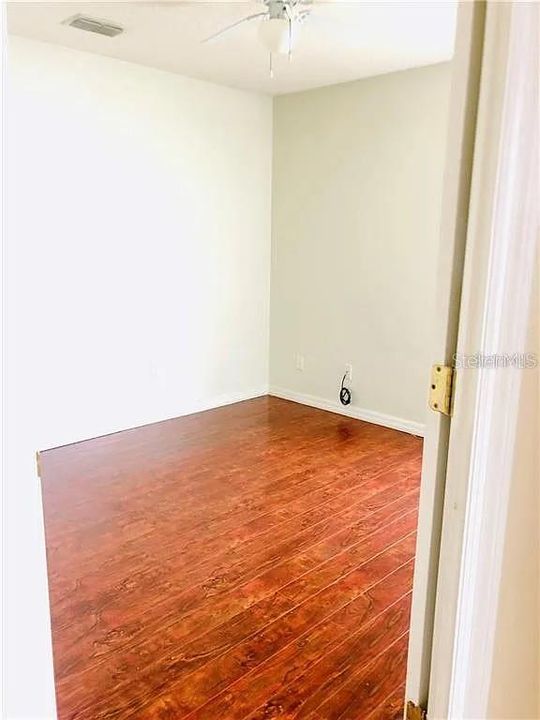 For Rent: $2,250 (3 beds, 2 baths, 1560 Square Feet)