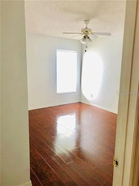 For Rent: $2,250 (3 beds, 2 baths, 1560 Square Feet)