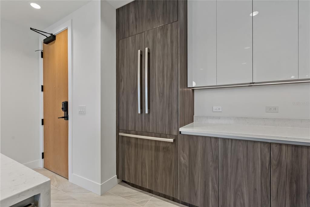 FRAMELESS FRIDGE WITH FRENCH DOORS!