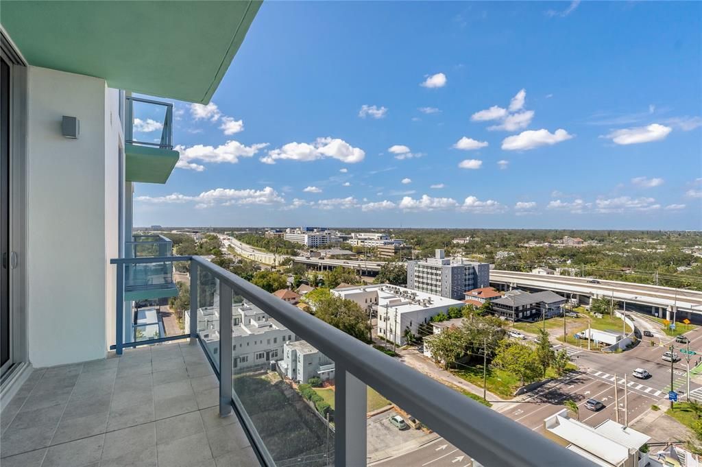 PANORAMIC VIEWS OF DOWNTOWN ST. PETE!