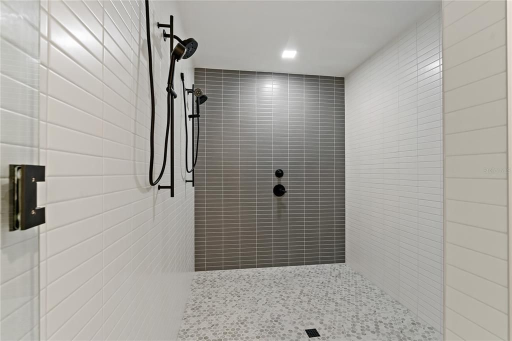 HUGE WALK-IN  SHOWER WITH DUAL HEADS!