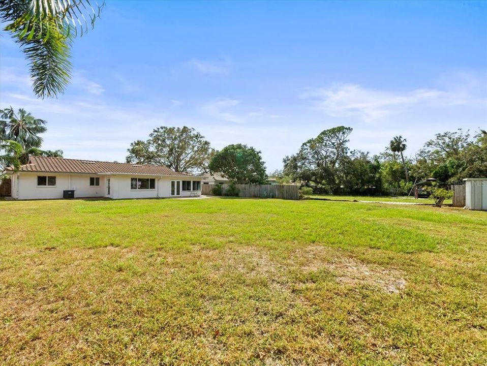 Active With Contract: $487,500 (2 beds, 2 baths, 1559 Square Feet)