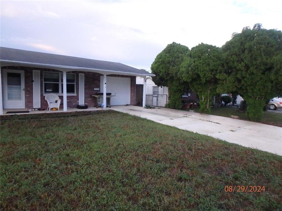 For Sale: $229,000 (3 beds, 2 baths, 960 Square Feet)