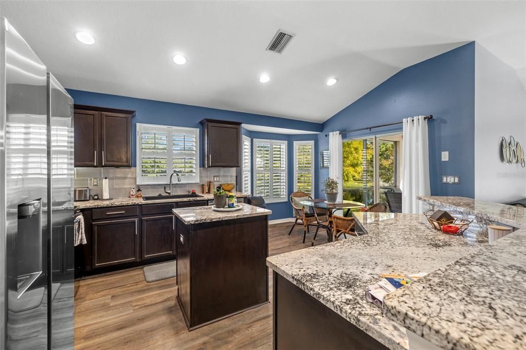 A great kitchen for preparing meals, entertaining guests or just enjoying a quiet evening at home.