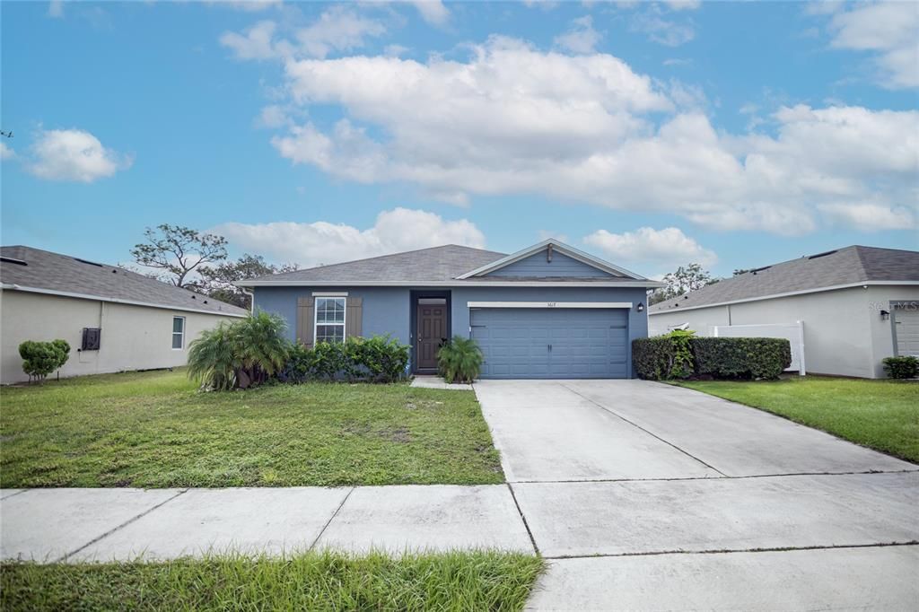 For Sale: $389,900 (4 beds, 2 baths, 1490 Square Feet)