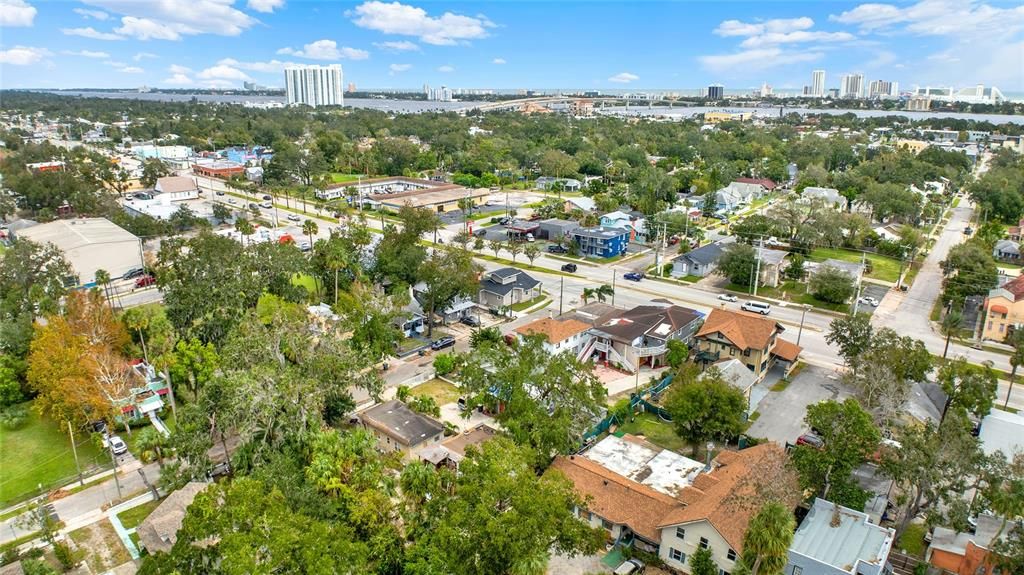 For Sale: $399,999 (3 beds, 2 baths, 2214 Square Feet)