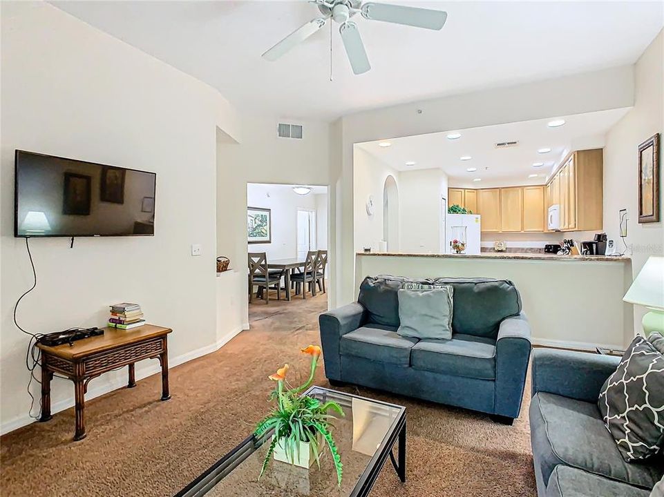 For Sale: $230,000 (2 beds, 2 baths, 1445 Square Feet)