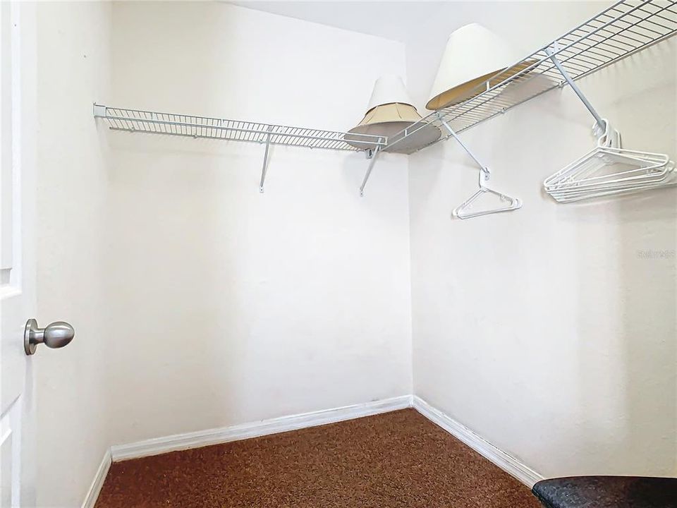 For Sale: $230,000 (2 beds, 2 baths, 1445 Square Feet)