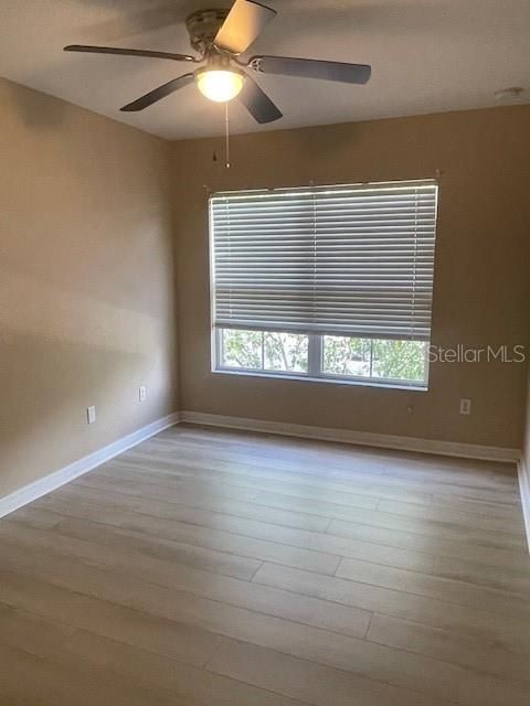 For Rent: $2,450 (3 beds, 2 baths, 1570 Square Feet)