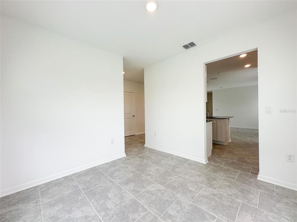 For Rent: $2,700 (3 beds, 2 baths, 1782 Square Feet)