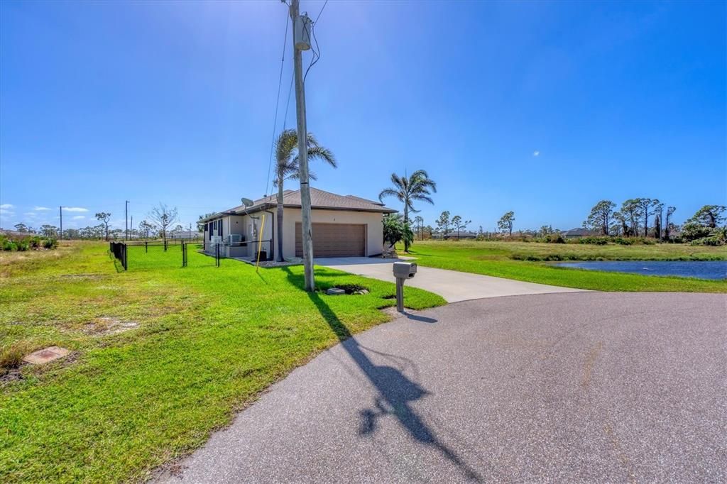 For Sale: $625,000 (3 beds, 2 baths, 1703 Square Feet)