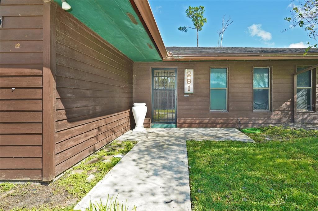 For Sale: $369,900 (3 beds, 2 baths, 1934 Square Feet)