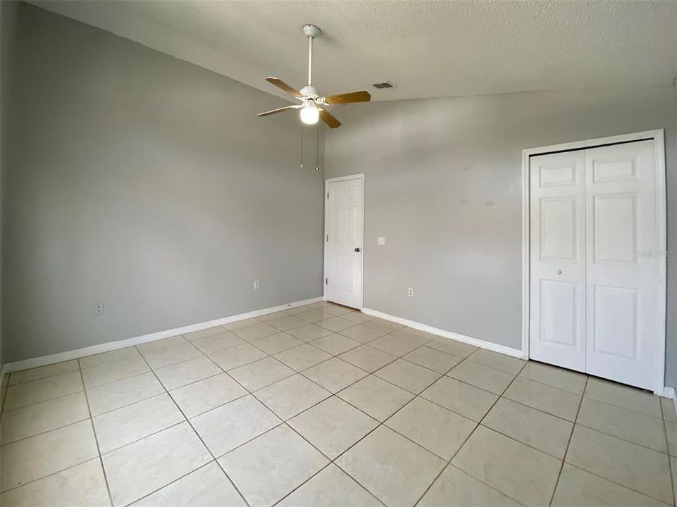 For Sale: $369,000 (3 beds, 2 baths, 1178 Square Feet)