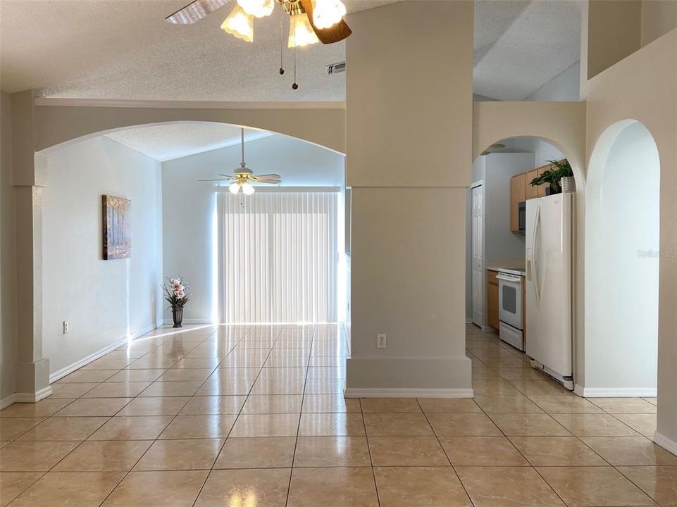 For Sale: $369,000 (3 beds, 2 baths, 1178 Square Feet)