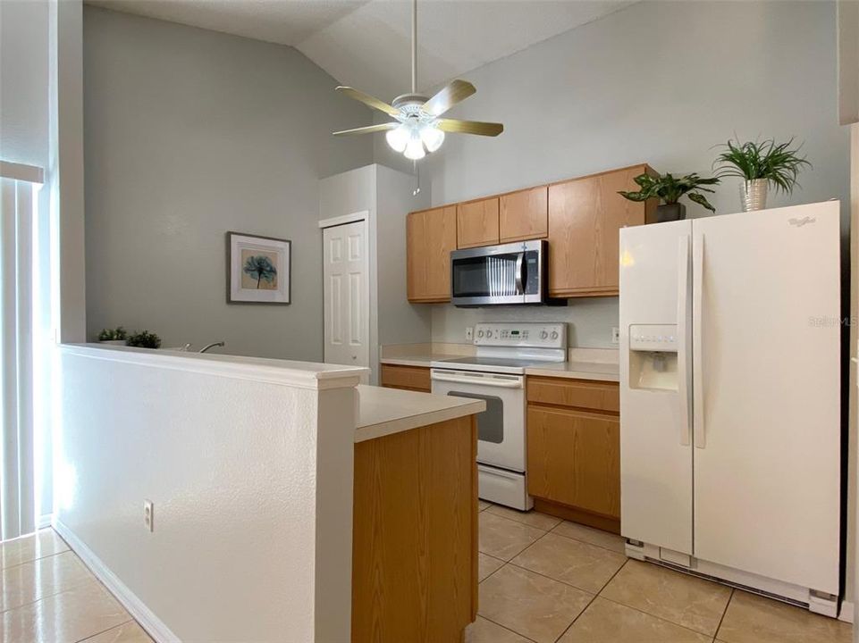 For Sale: $369,000 (3 beds, 2 baths, 1178 Square Feet)