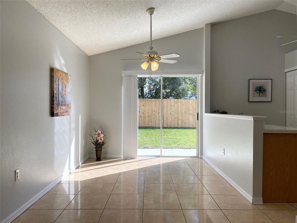 For Sale: $369,000 (3 beds, 2 baths, 1178 Square Feet)