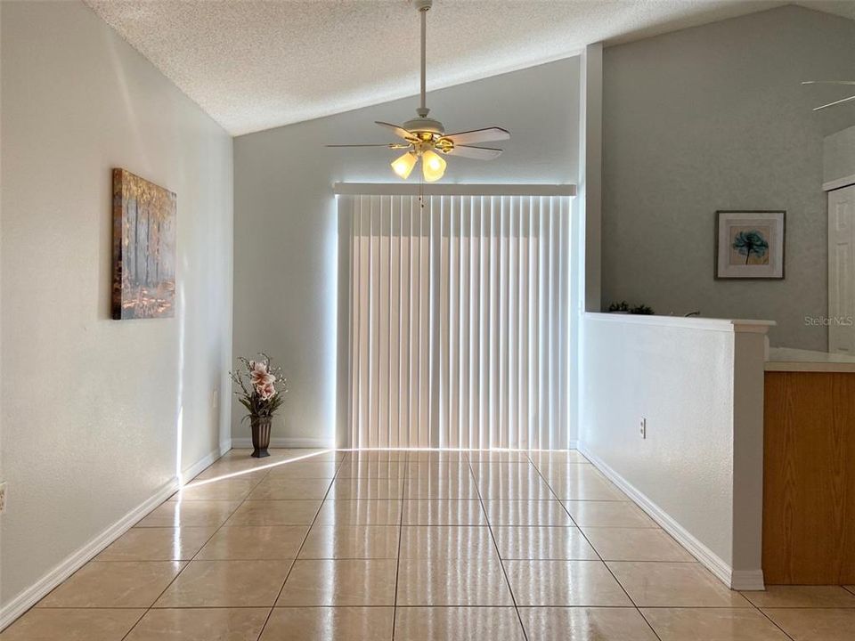 For Sale: $369,000 (3 beds, 2 baths, 1178 Square Feet)