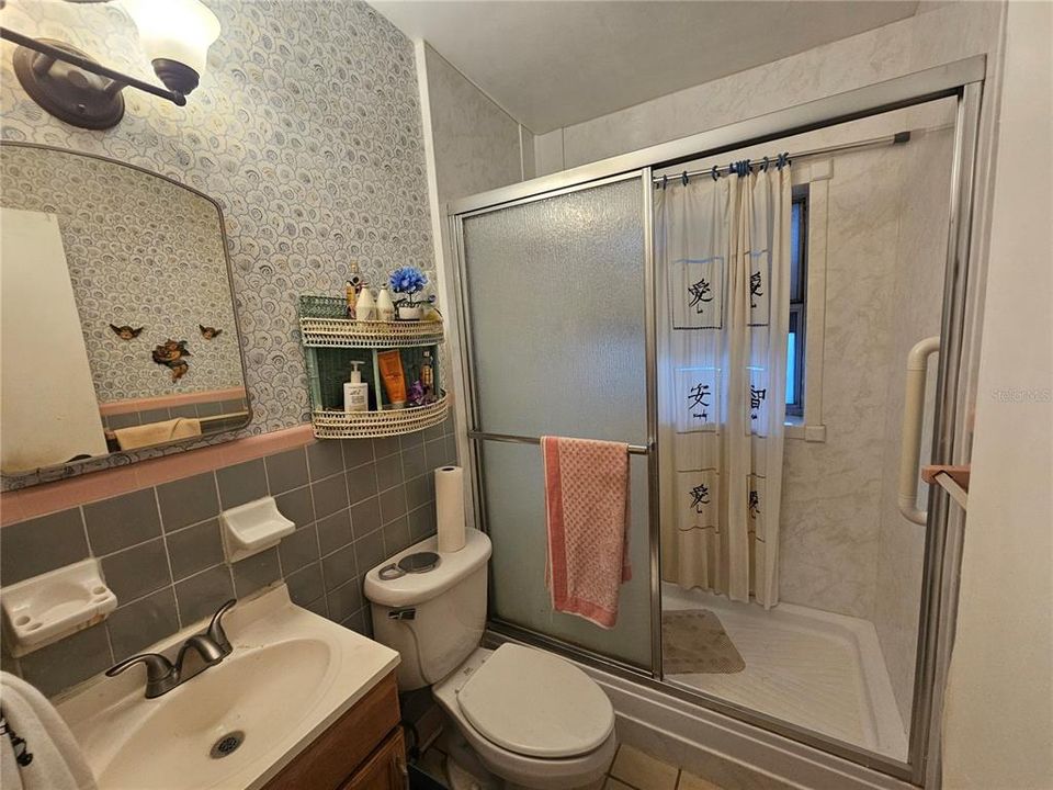 For Sale: $339,000 (2 beds, 1 baths, 1052 Square Feet)