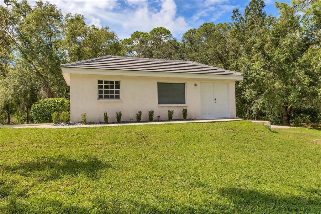 For Sale: $1,600,000 (4 beds, 3 baths, 3100 Square Feet)