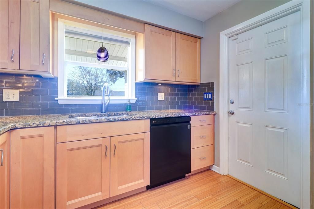 For Sale: $519,950 (2 beds, 2 baths, 1619 Square Feet)