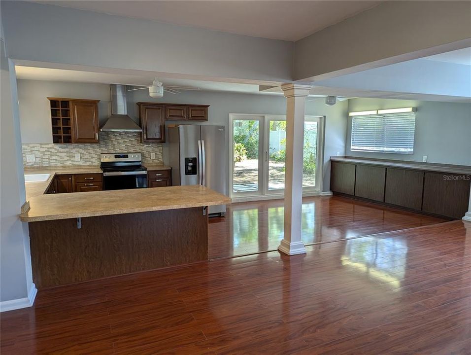 Dining Room to Kitchen with Breakfast Bar