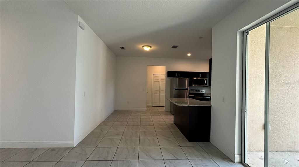 For Rent: $1,790 (3 beds, 2 baths, 1510 Square Feet)