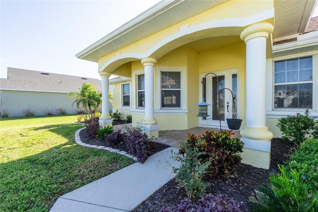 For Sale: $483,000 (3 beds, 2 baths, 1806 Square Feet)