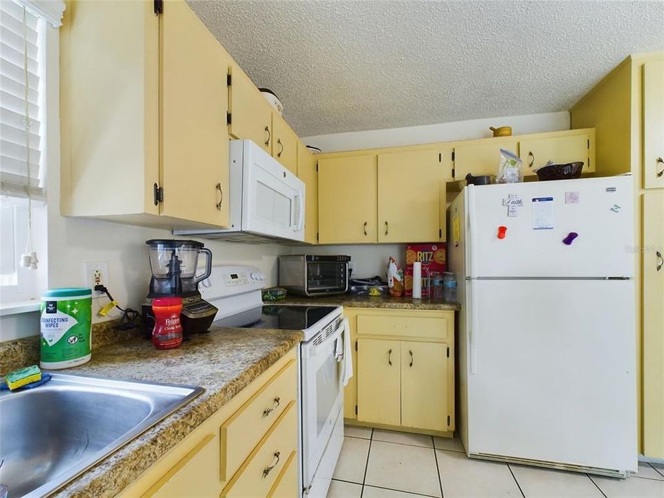 For Sale: $249,900 (3 beds, 2 baths, 1164 Square Feet)