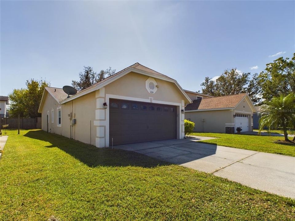 For Sale: $249,900 (3 beds, 2 baths, 1164 Square Feet)