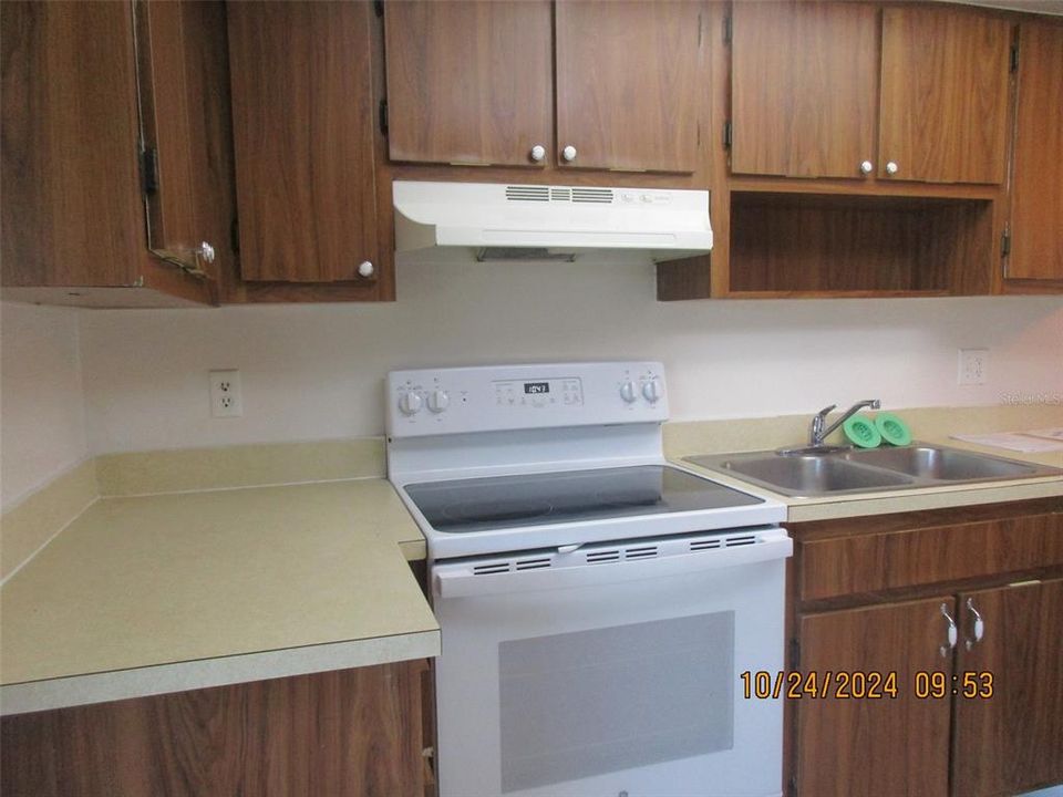 For Rent: $1,550 (2 beds, 2 baths, 960 Square Feet)