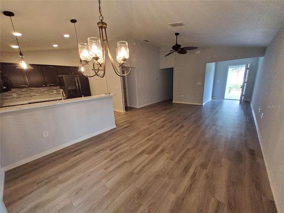 For Rent: $2,200 (3 beds, 2 baths, 1336 Square Feet)