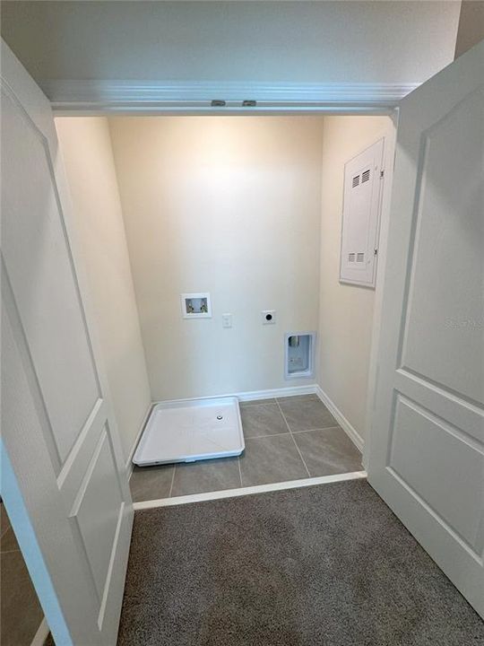 Interior - Upstairs Utility Room Closet with Washer & Dryer Hookups