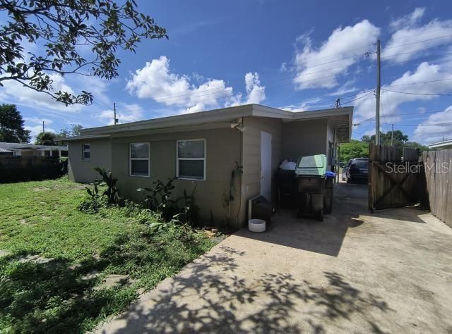 For Sale: $179,900 (3 beds, 1 baths, 1226 Square Feet)