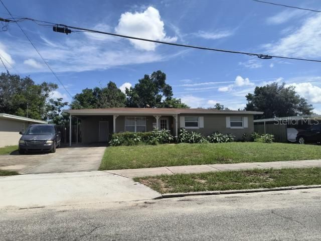 For Sale: $179,900 (3 beds, 1 baths, 1226 Square Feet)