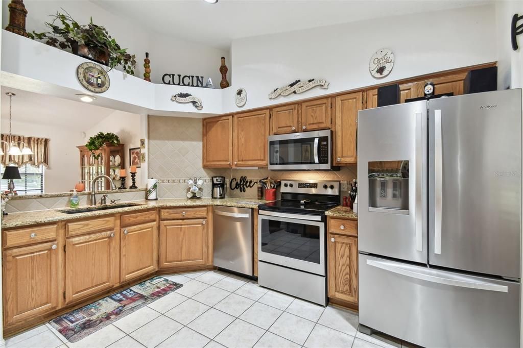 For Sale: $425,000 (4 beds, 2 baths, 1467 Square Feet)