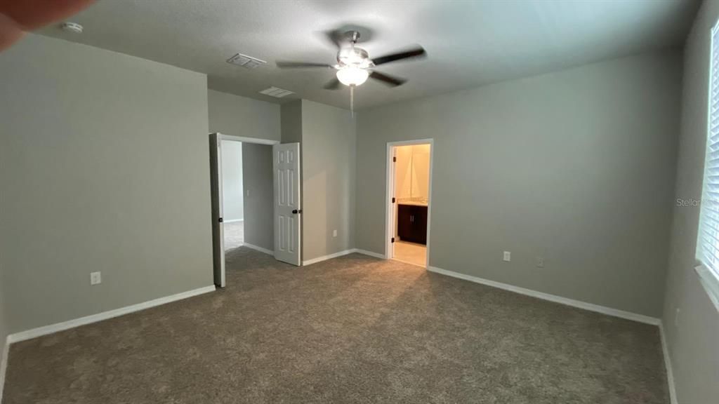 For Rent: $2,400 (3 beds, 2 baths, 1784 Square Feet)