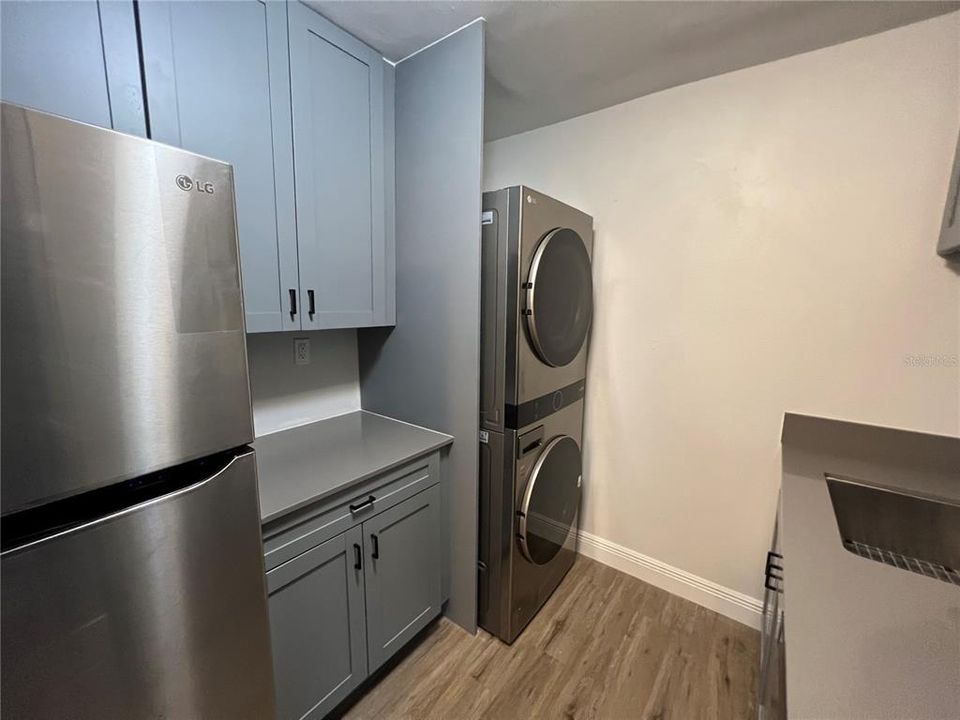 For Rent: $1,500 (1 beds, 1 baths, 803 Square Feet)