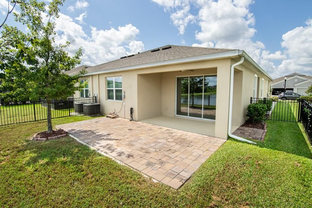 For Sale: $328,990 (3 beds, 2 baths, 1587 Square Feet)