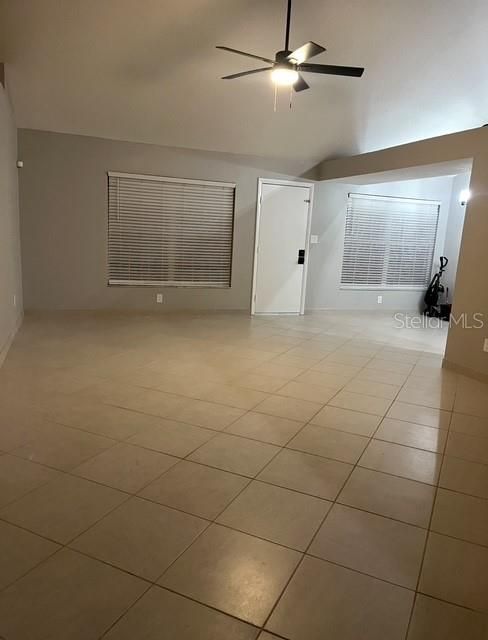 For Rent: $2,400 (3 beds, 2 baths, 1278 Square Feet)