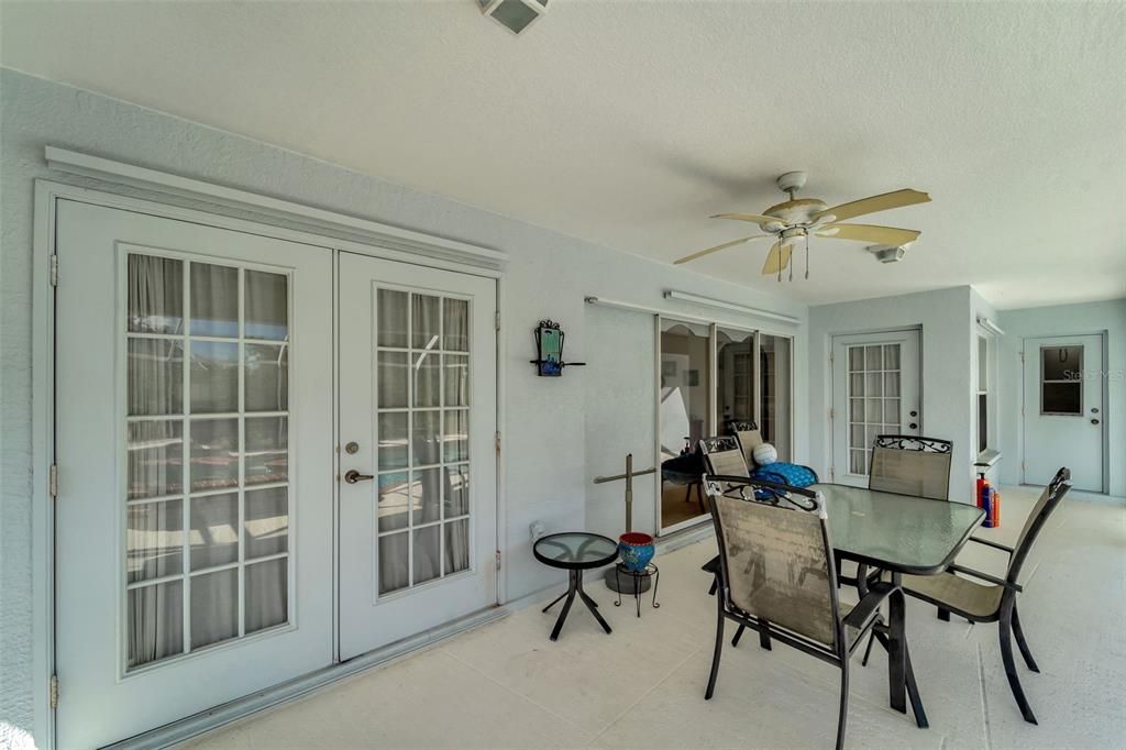 For Sale: $449,750 (4 beds, 2 baths, 2241 Square Feet)