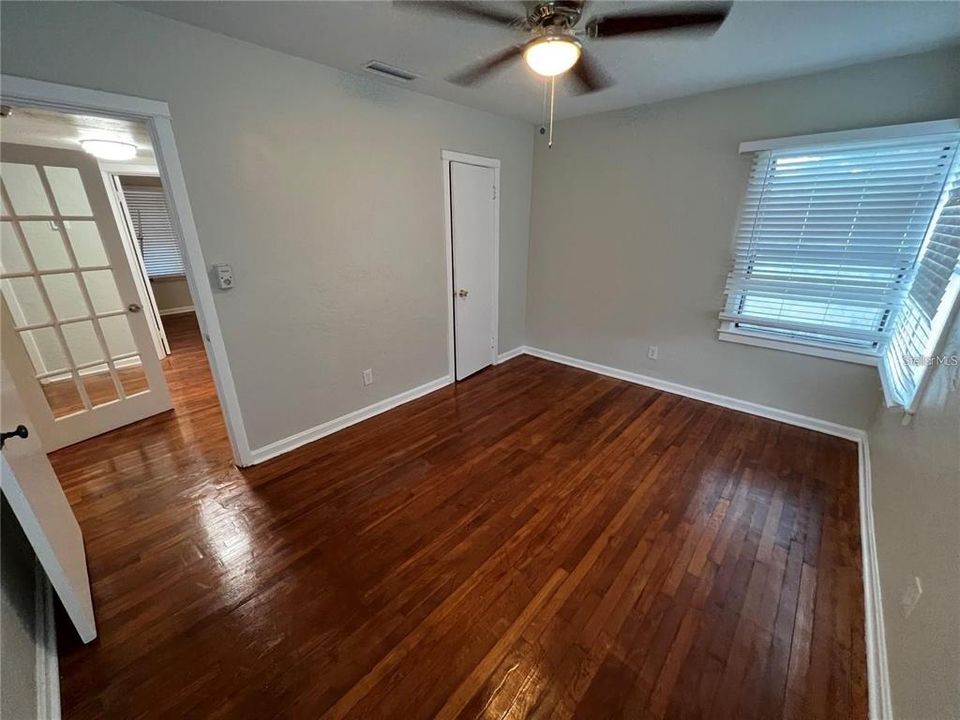 For Rent: $2,200 (3 beds, 2 baths, 1439 Square Feet)