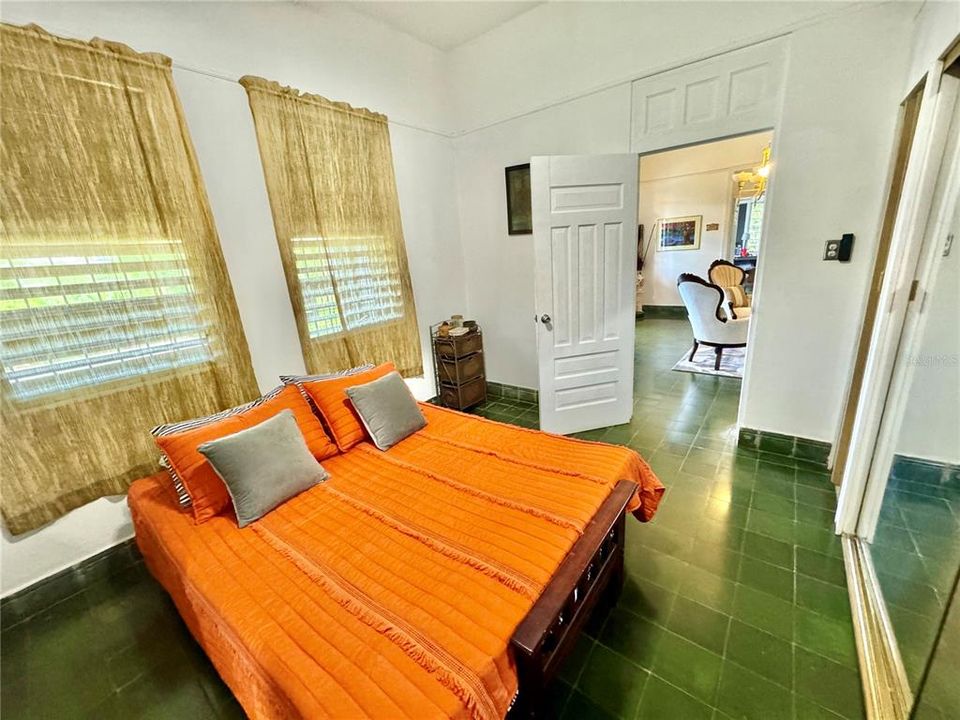 На продажу: $750,000 (3 спален, 2 ванн, 2109 Квадратных фут)