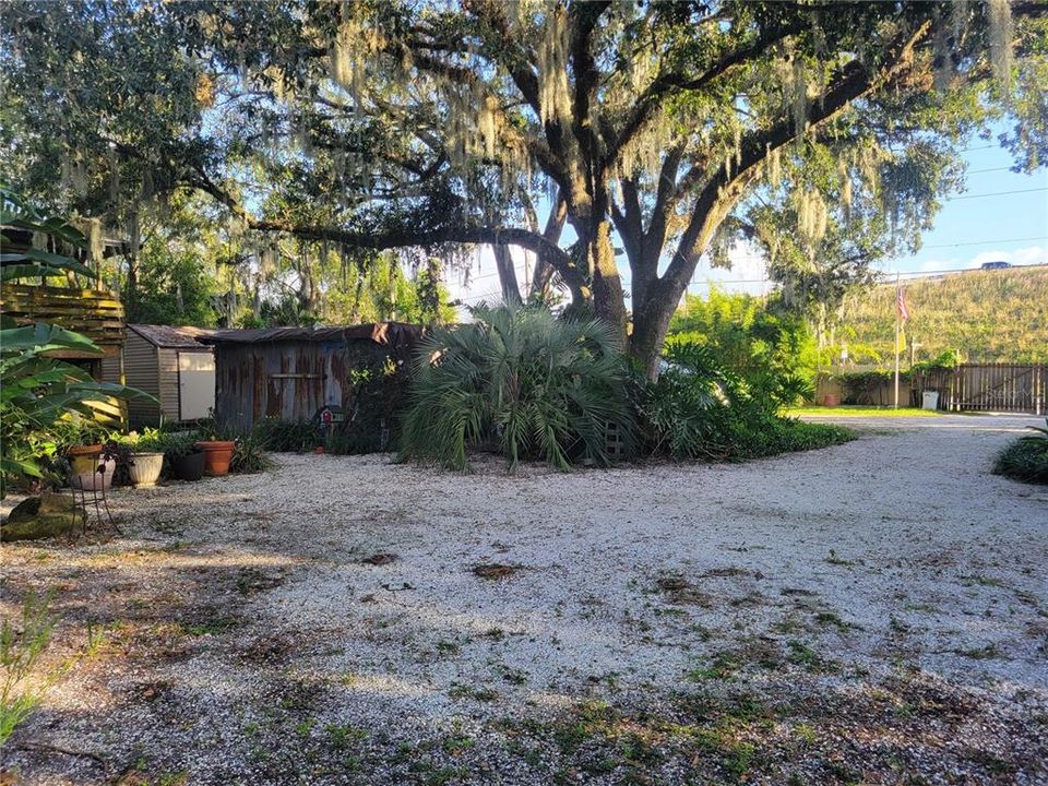 For Sale: $700,000 (3 beds, 2 baths, 2714 Square Feet)