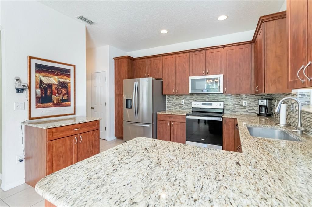 For Sale: $429,900 (3 beds, 2 baths, 1498 Square Feet)