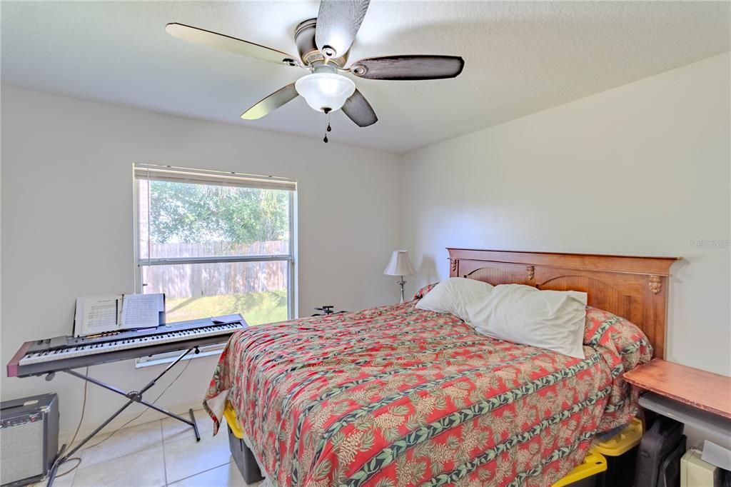 For Sale: $315,000 (3 beds, 2 baths, 1234 Square Feet)