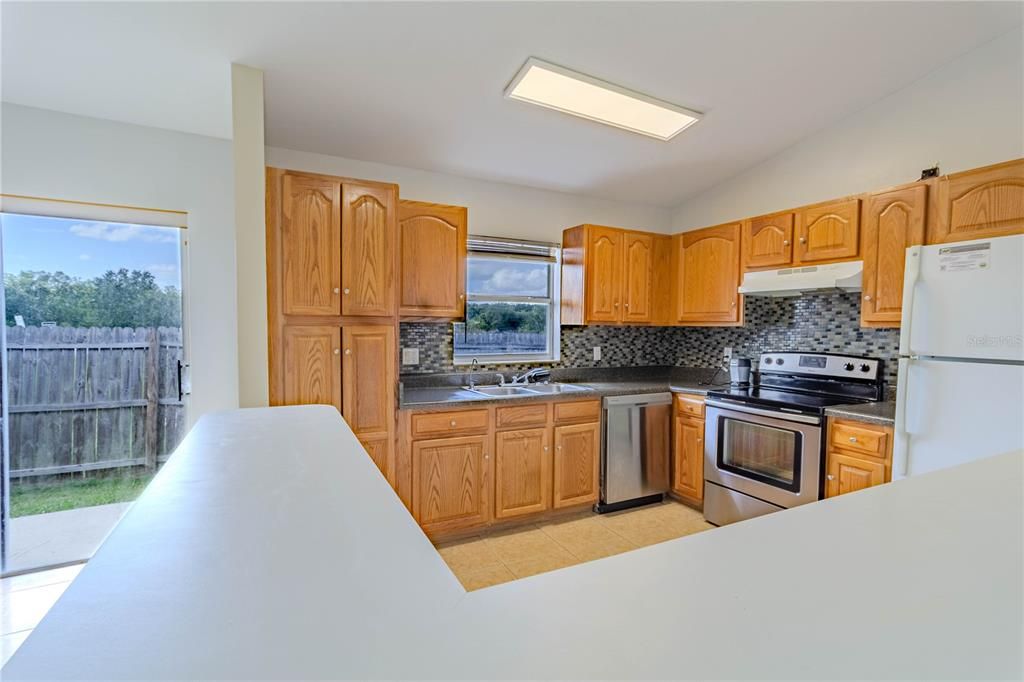 For Sale: $315,000 (3 beds, 2 baths, 1234 Square Feet)